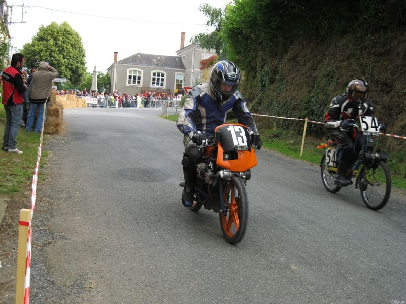 013-054Nouzdy