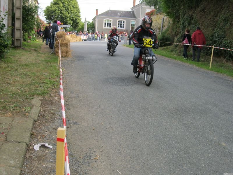 021-64Nouzdy